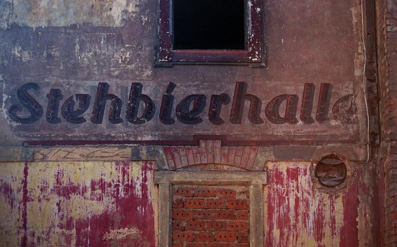 19,_Dresden-Niedersedlitz,_Prof.-Billroth-Str.,_9.3.1996.jpg